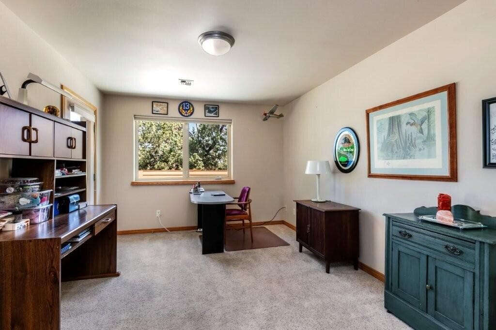 Photo of 8939 Eagle Crest Boulevard 13 of 23