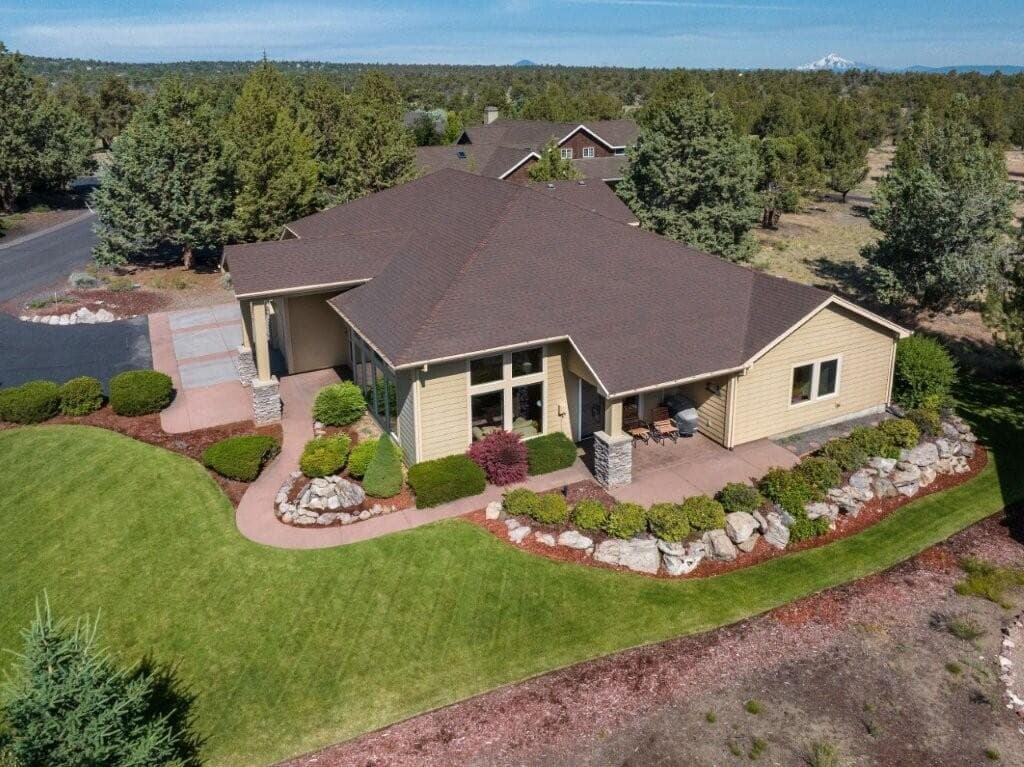 Photo of 8939 Eagle Crest Boulevard 22 of 23