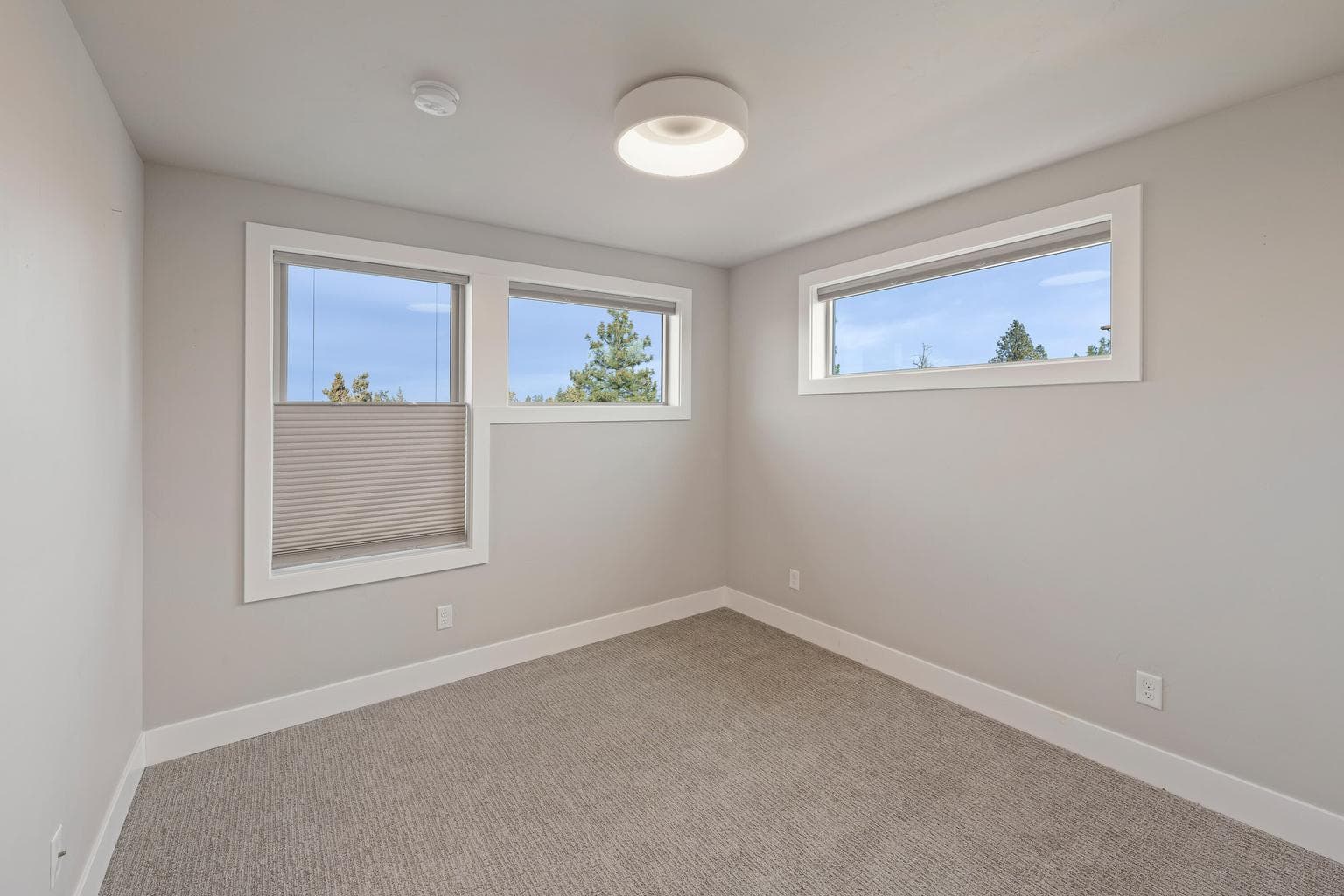 Photo of 2634 NW Rippling River Court 26 of 39