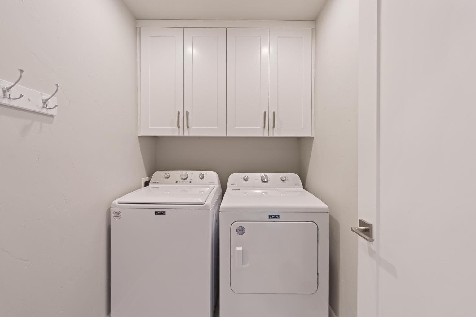 Photo of 2634 NW Rippling River Court 31 of 39