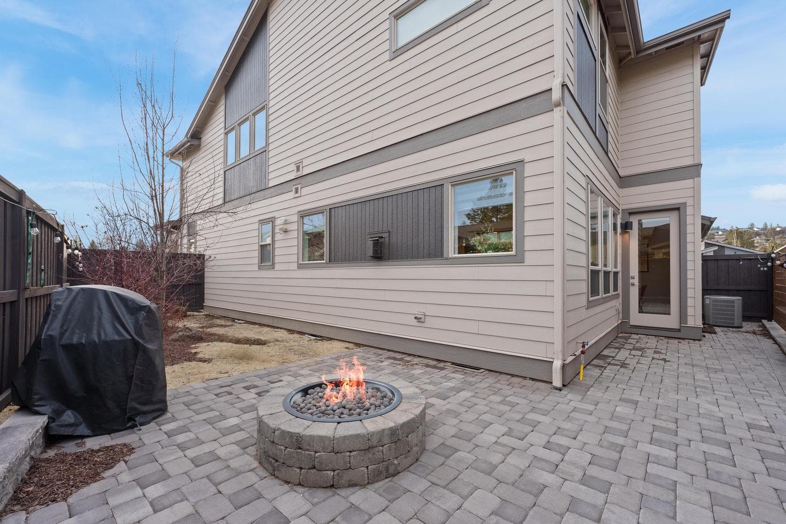 Photo of 2634 NW Rippling River Court 33 of 39