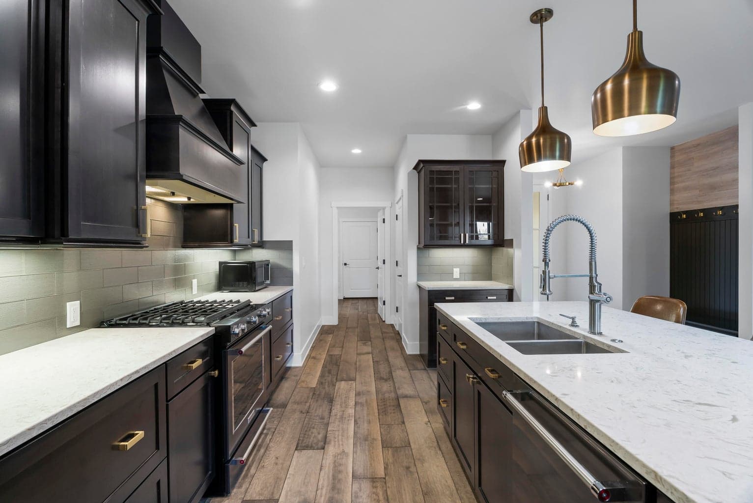Photo of 3633 SW 47th Street 7 of 32