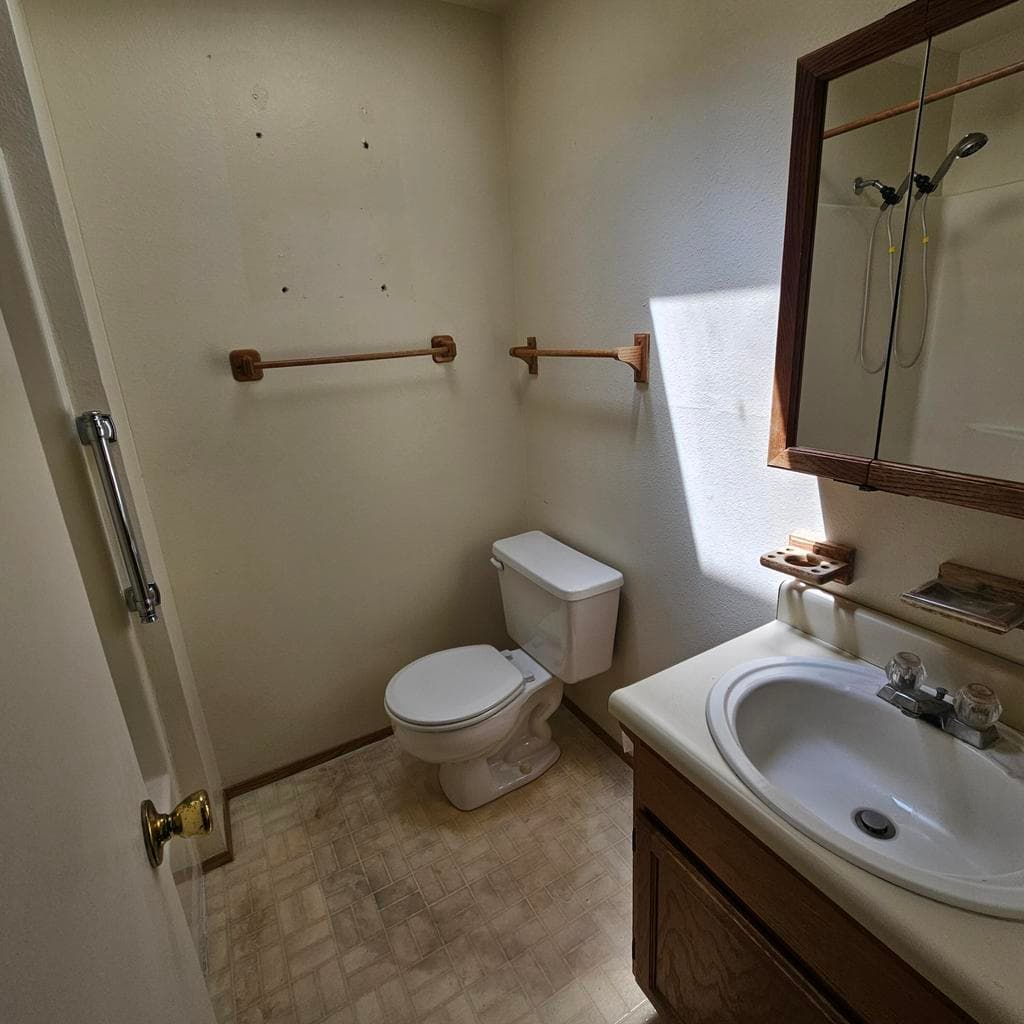 Photo of 3157 SW Pumice Avenue 16 of 19