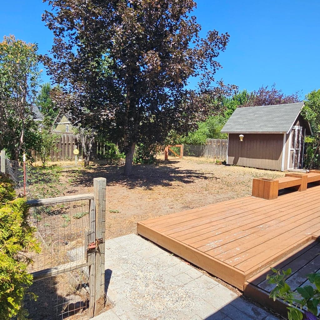 Photo of 3157 SW Pumice Avenue 6 of 19