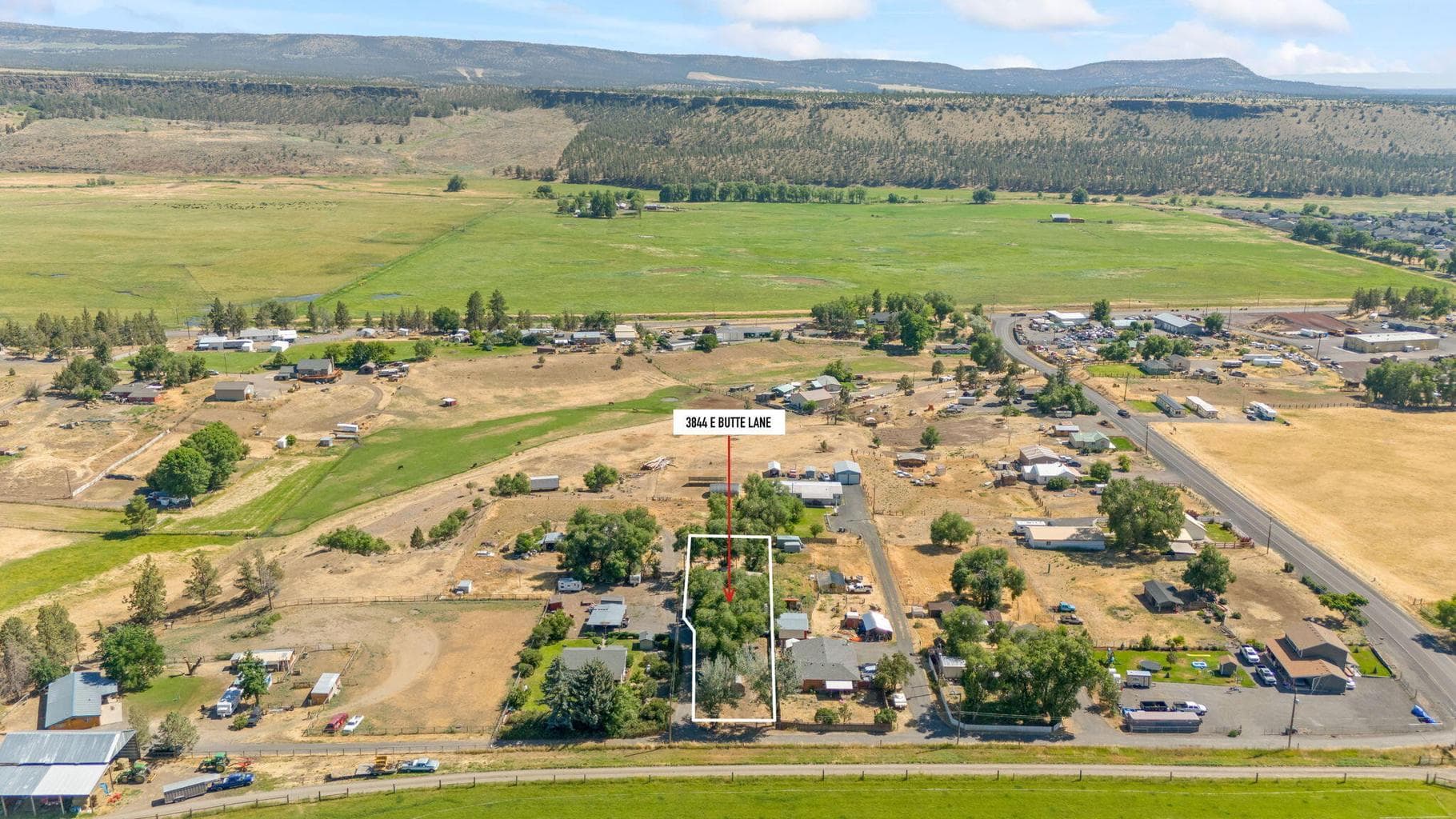 Photo of 3844 NE Butte Lane 41 of 42