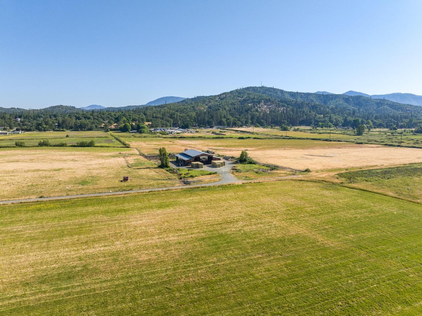 Photo of 3290 Lower River 3 of 38