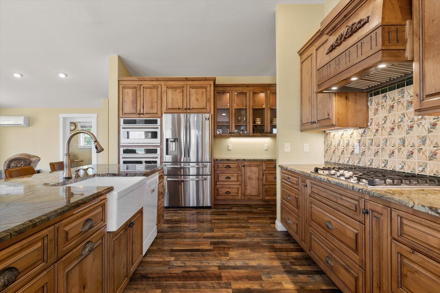 Photo of 6511 NE 41st Street 20 of 76
