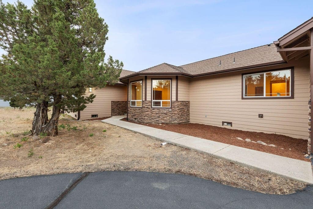 Photo of 2263 SE Landings Way 6 of 47