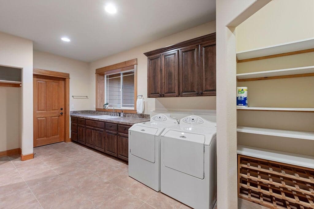 Photo of 2263 SE Landings Way 19 of 47