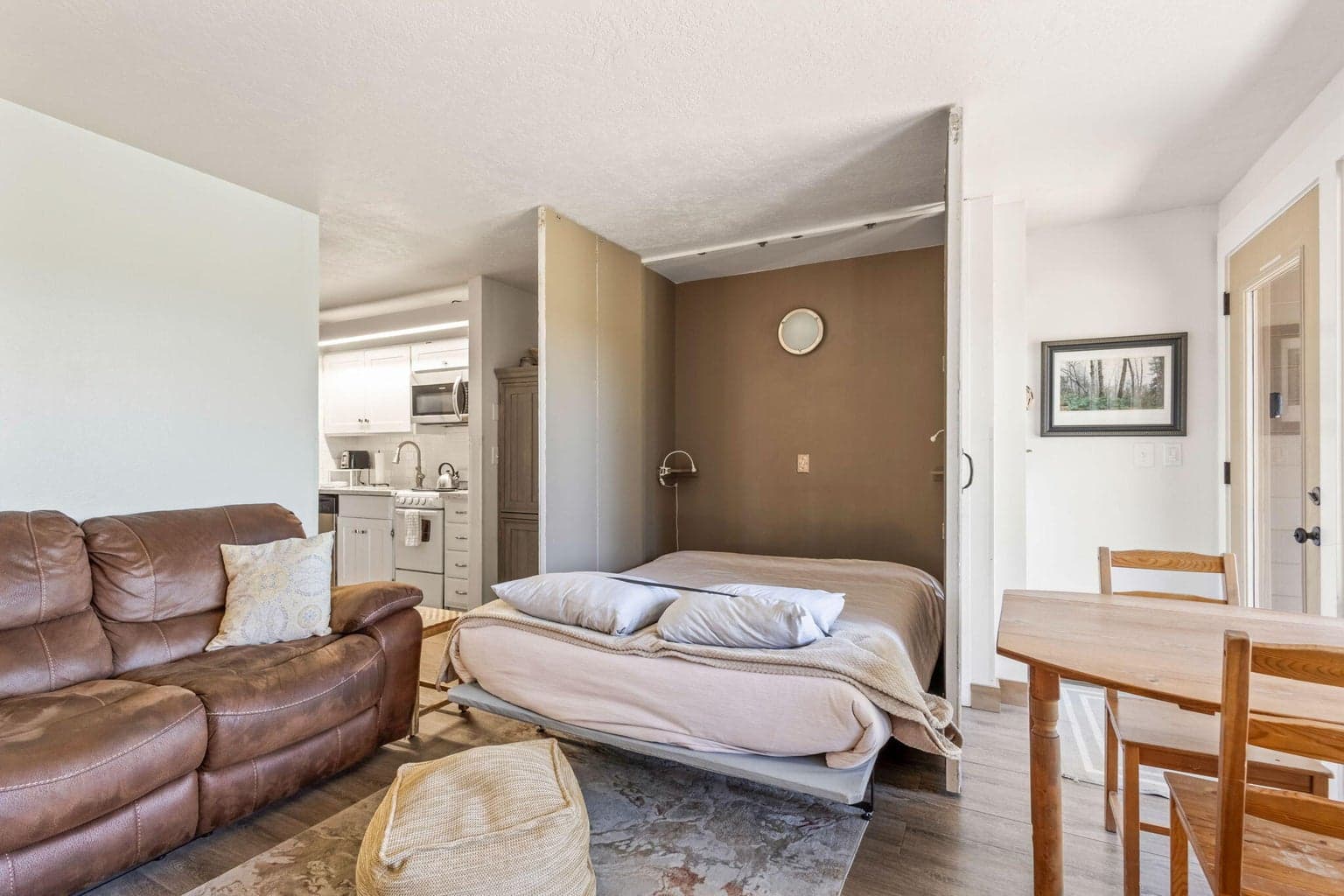 Photo of 18575 SW Century Drive 10 of 33