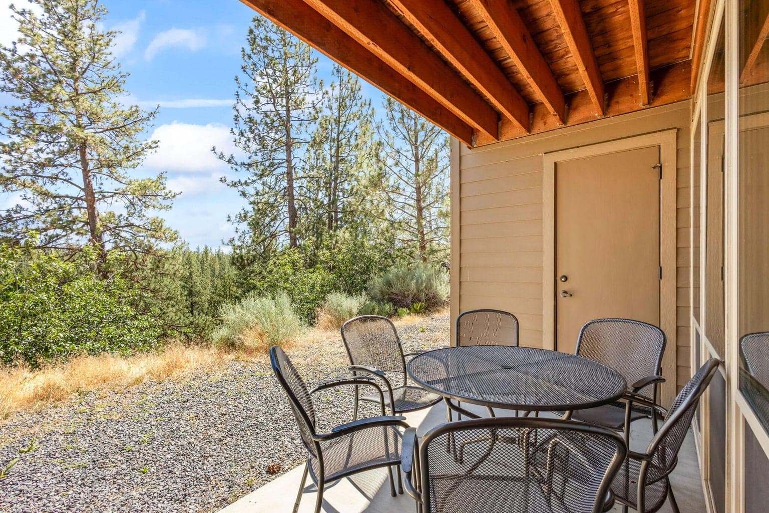 Photo of 18575 SW Century Drive 15 of 33