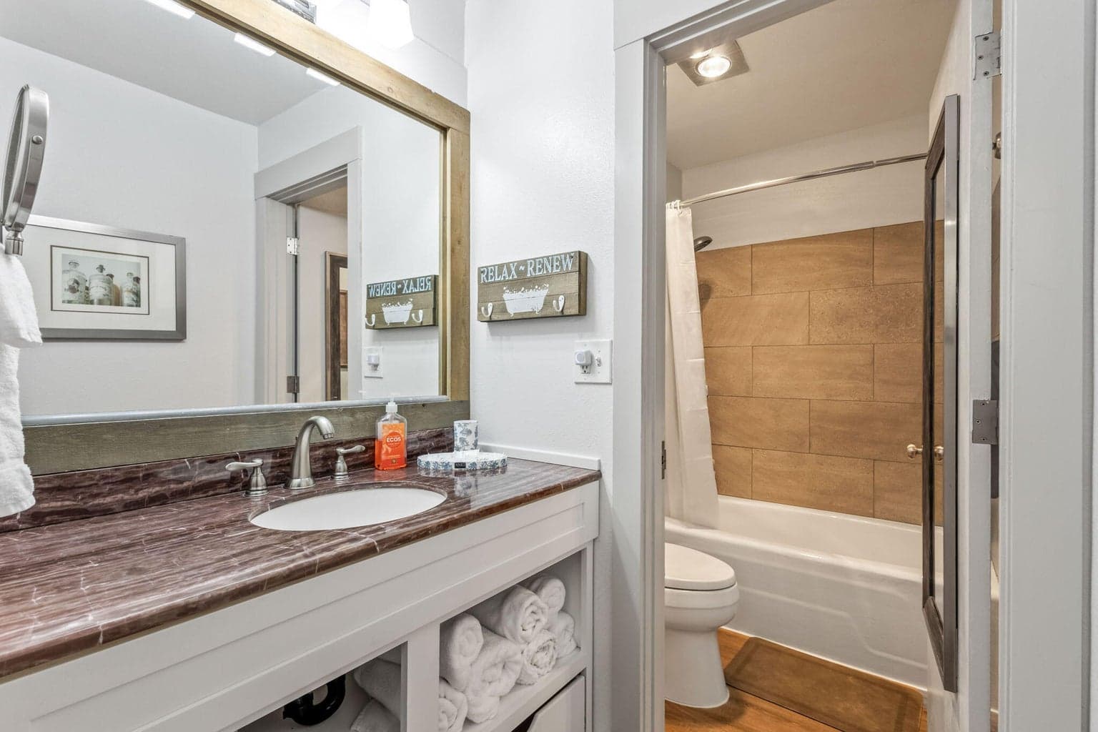 Photo of 18575 SW Century Drive 12 of 33