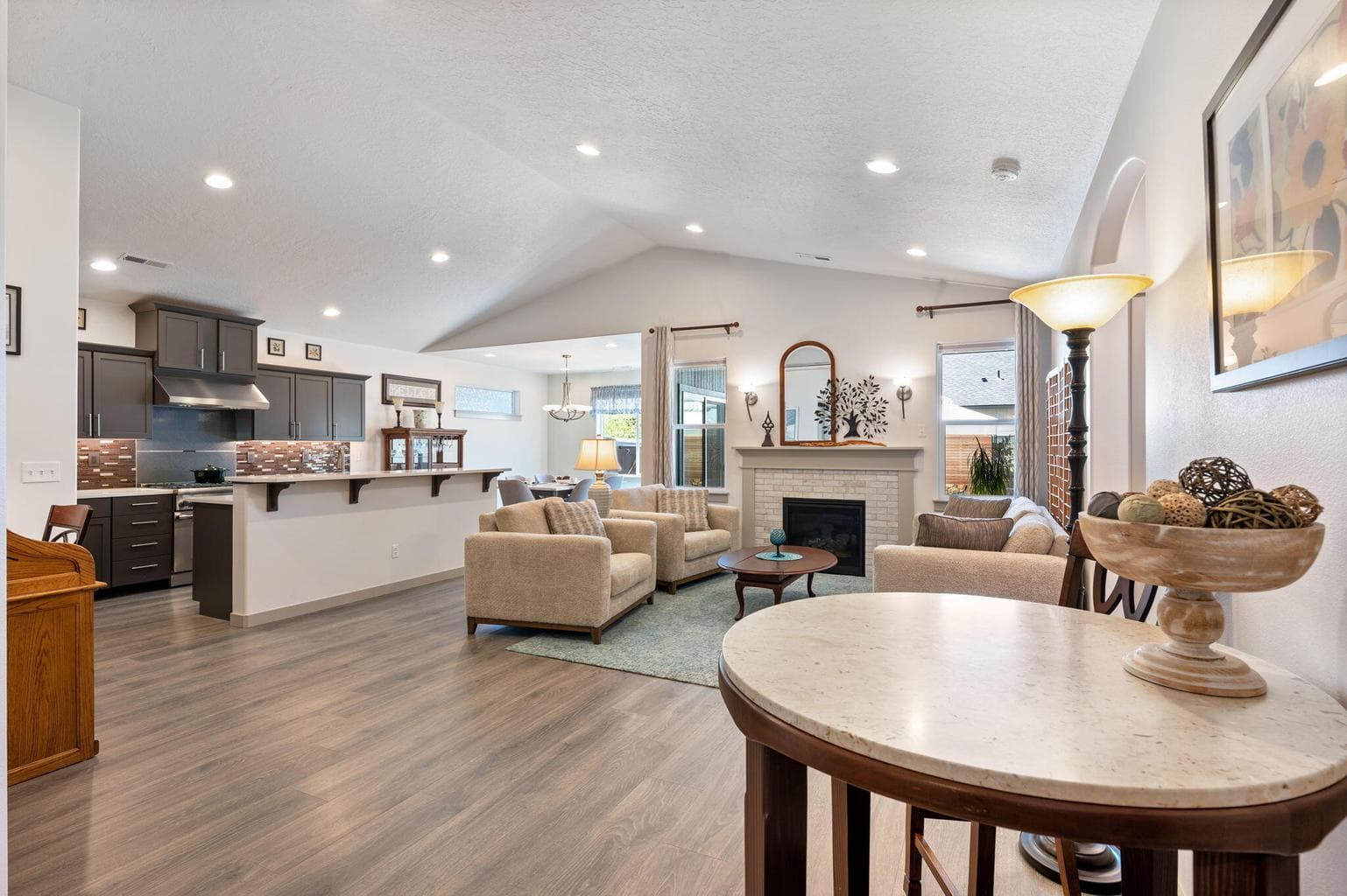 Photo of 2472 NW Jackpine Lane 10 of 34