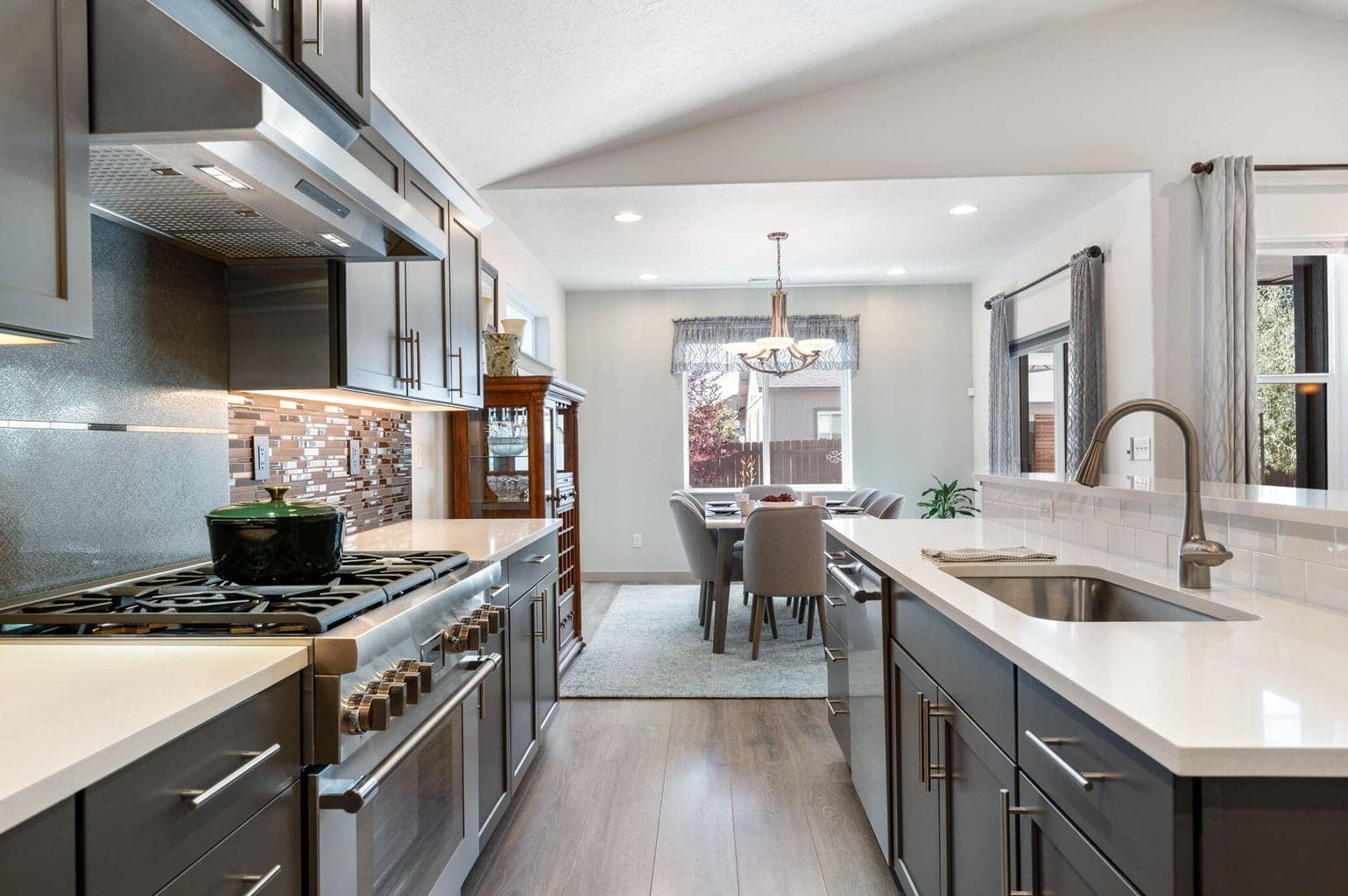Photo of 2472 NW Jackpine Lane 16 of 34