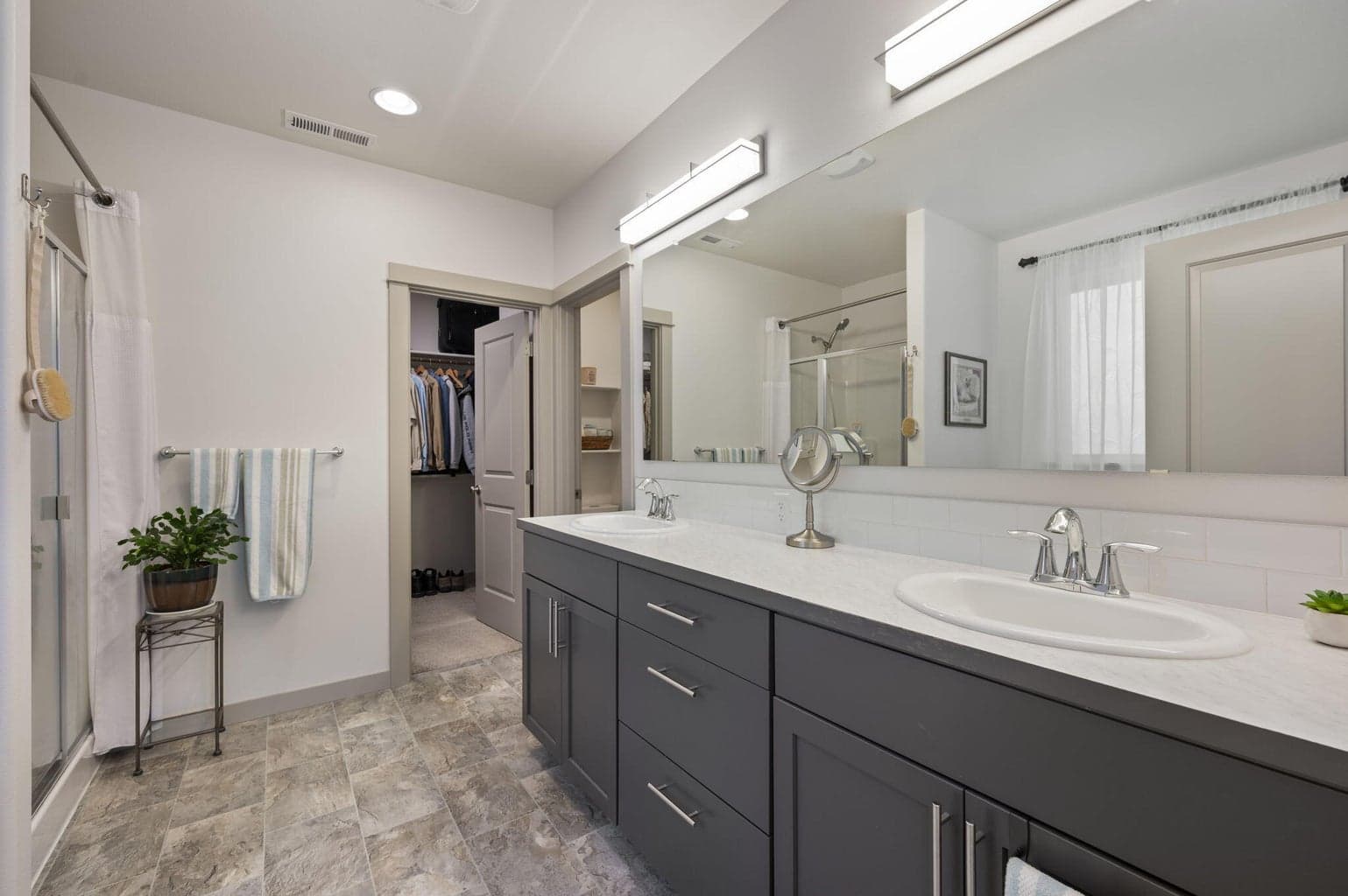 Photo of 2472 NW Jackpine Lane 27 of 34