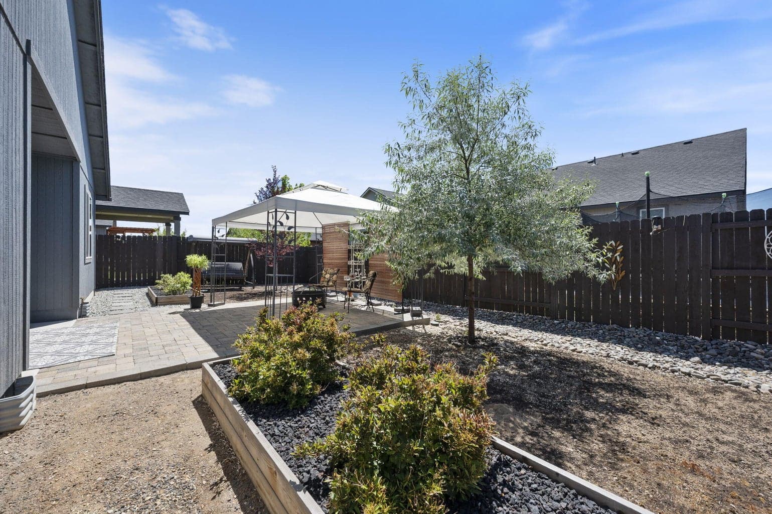 Photo of 2472 NW Jackpine Lane 32 of 34