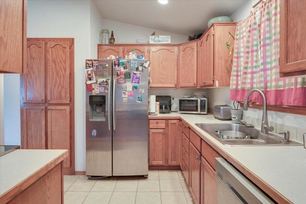 Photo of 981 SE 3rd Street 10 of 24
