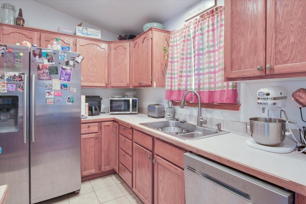 Photo of 981 SE 3rd Street 11 of 24