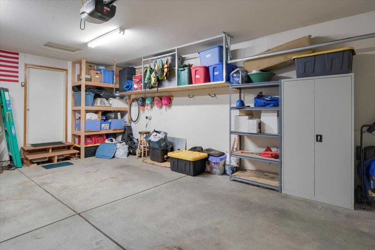 Photo of 981 SE 3rd Street 21 of 24