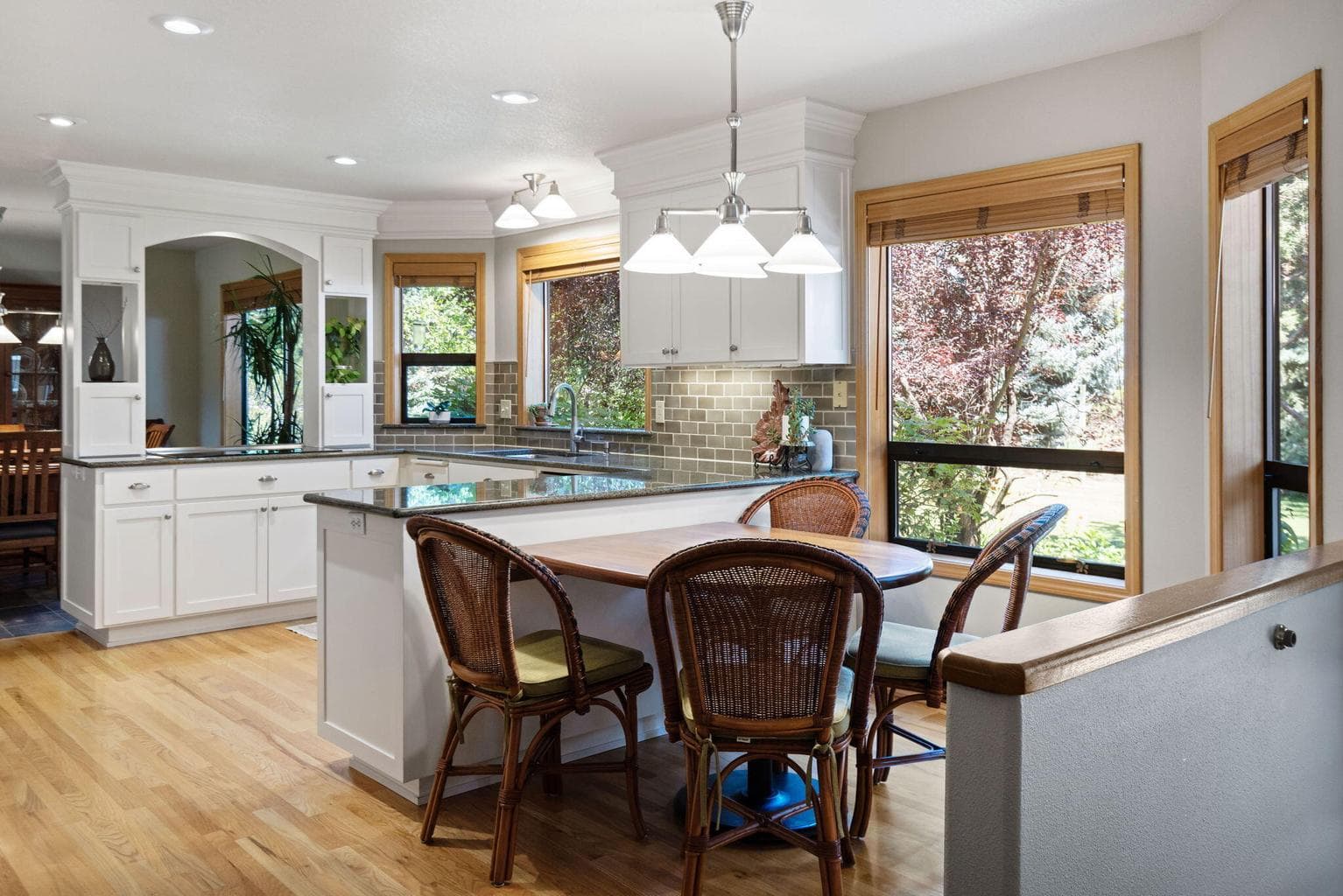 Photo of 62824 Loma Vista Drive 10 of 51