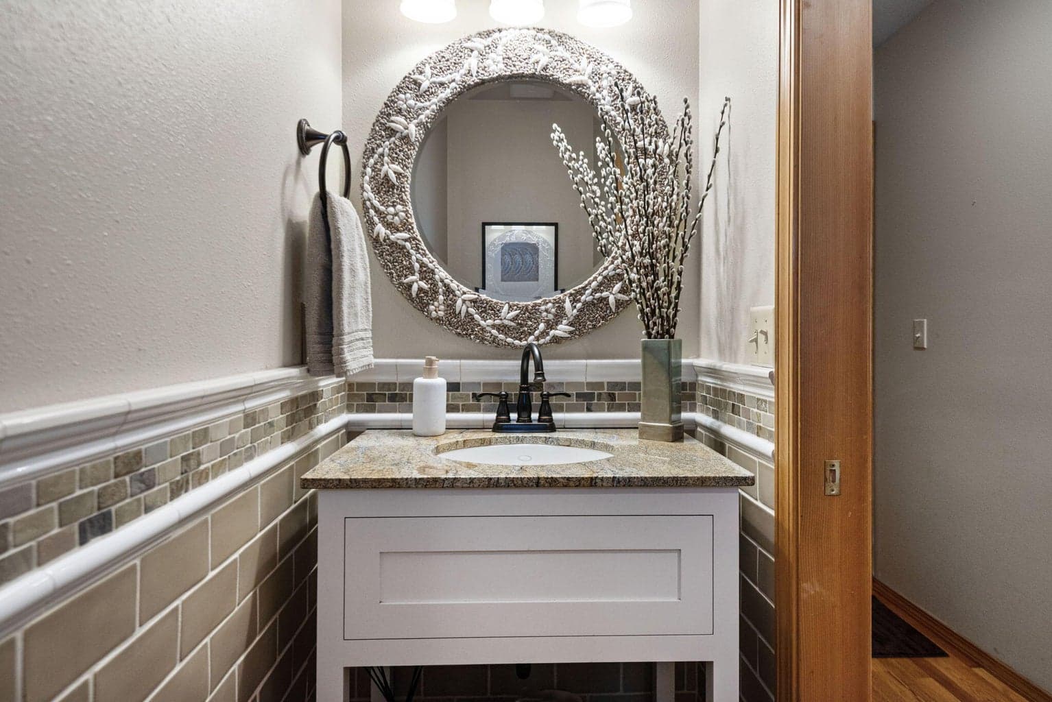 Photo of 62824 Loma Vista Drive 21 of 51