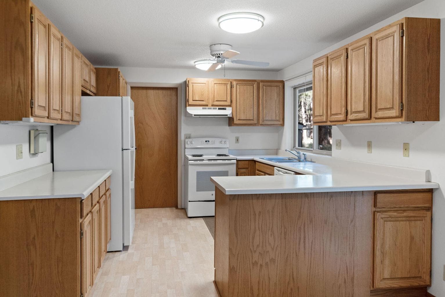 Open Kitchen