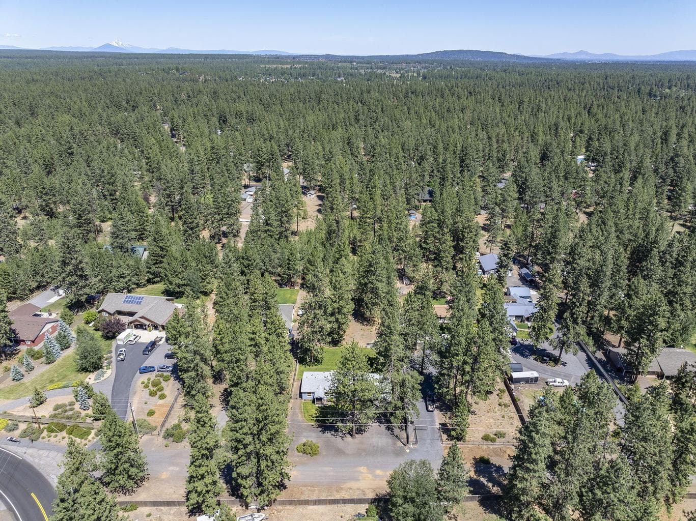 Photo of 19252 Kiowa Road 31 of 37
