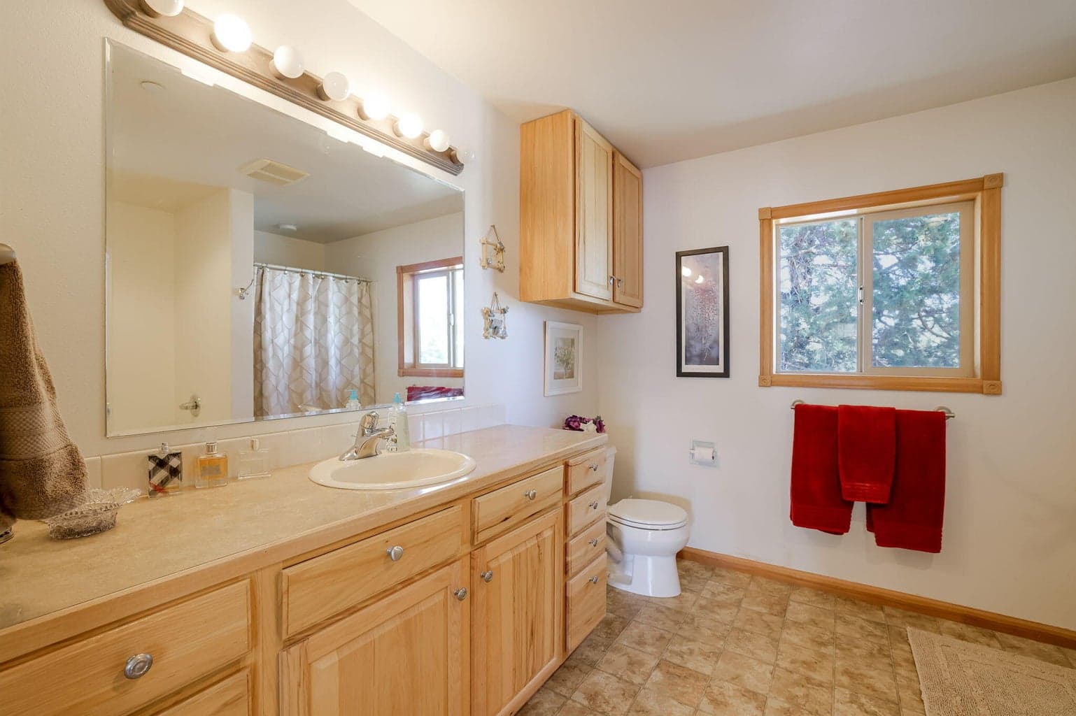Ensuite Bathroom in Primary Suite
