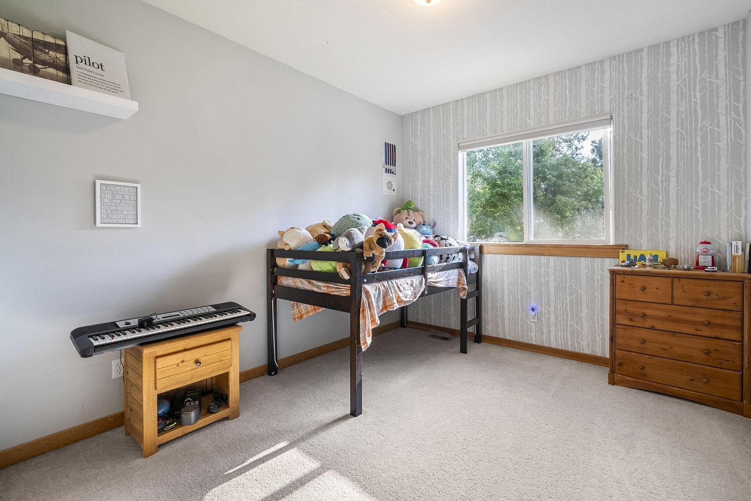 Photo of 17130 Mayfield Drive 27 of 52