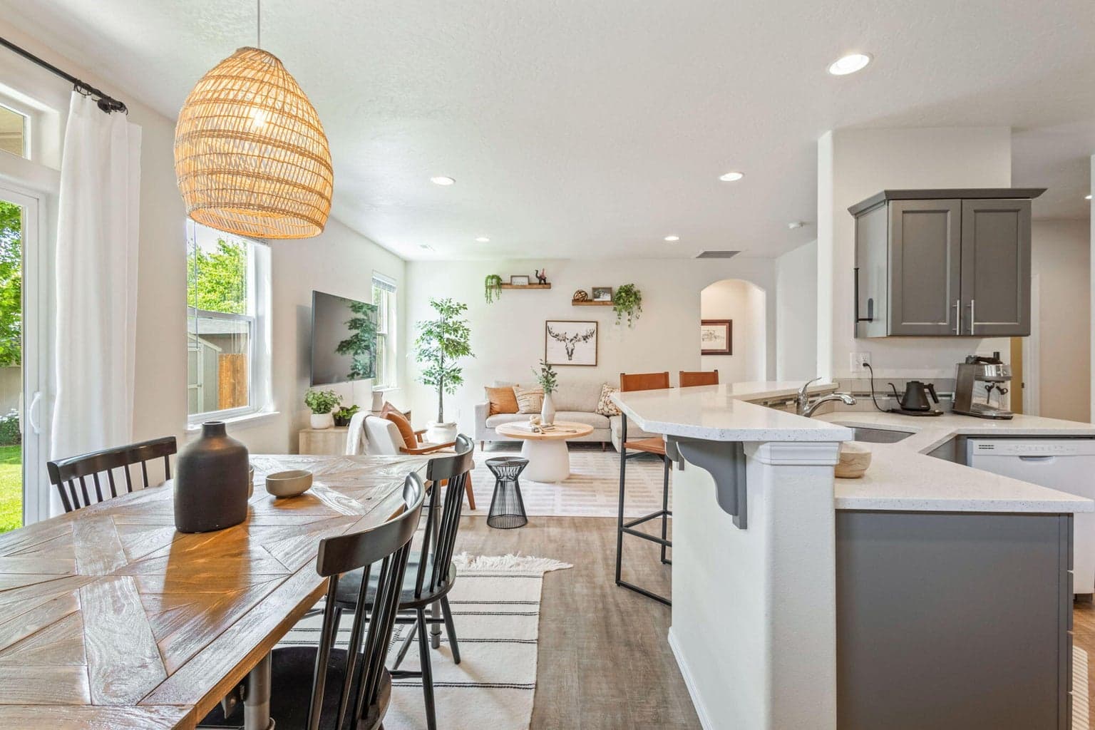 Photo of 21387 NE Eagle Crossing Avenue 10 of 48