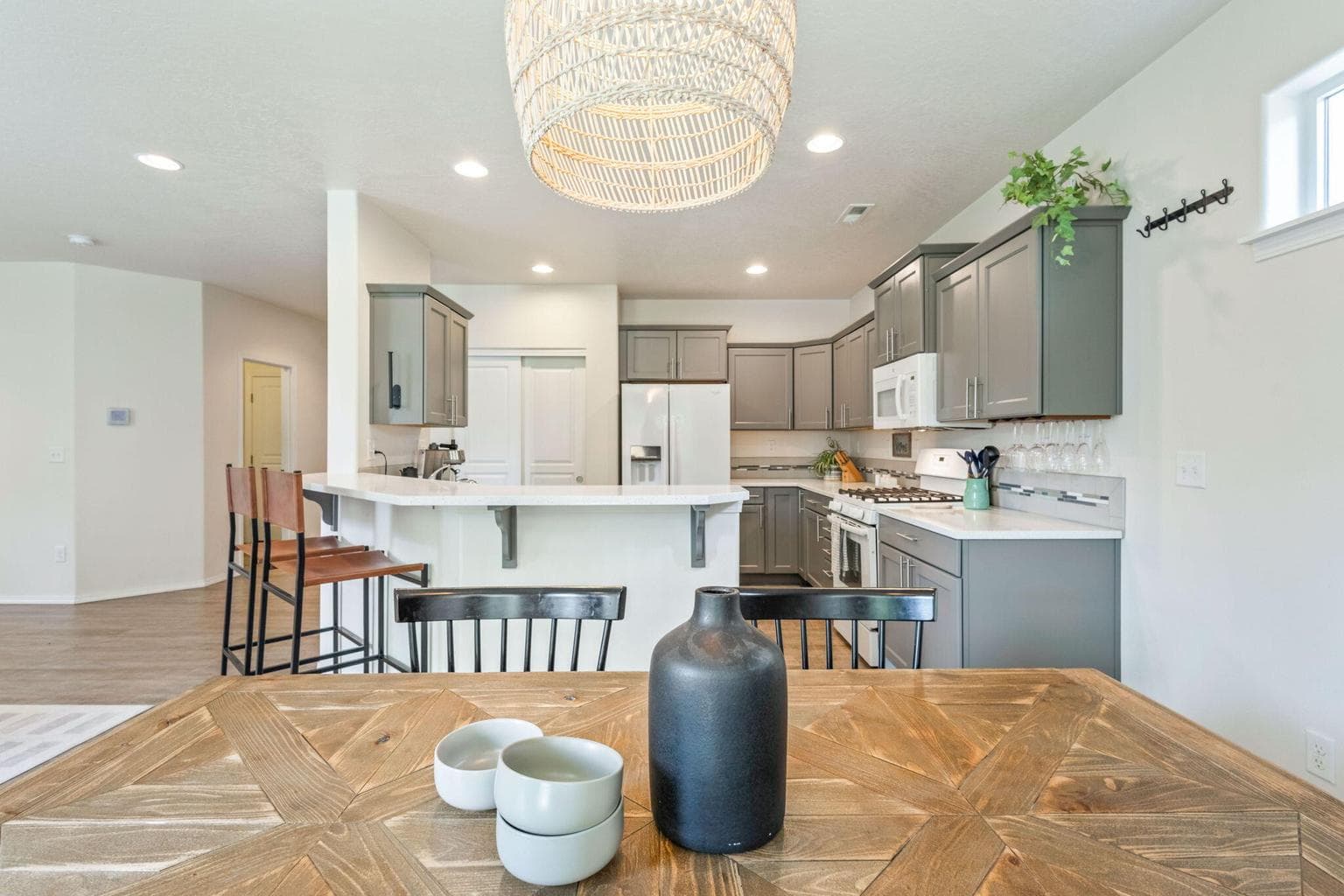 Photo of 21387 NE Eagle Crossing Avenue 11 of 48