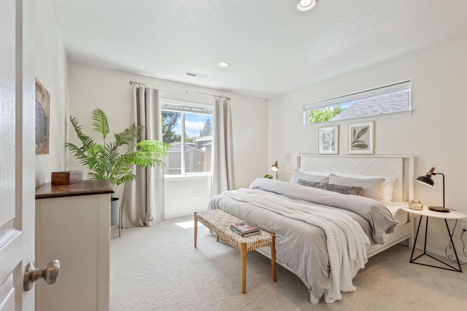 Photo of 21387 NE Eagle Crossing Avenue 17 of 48