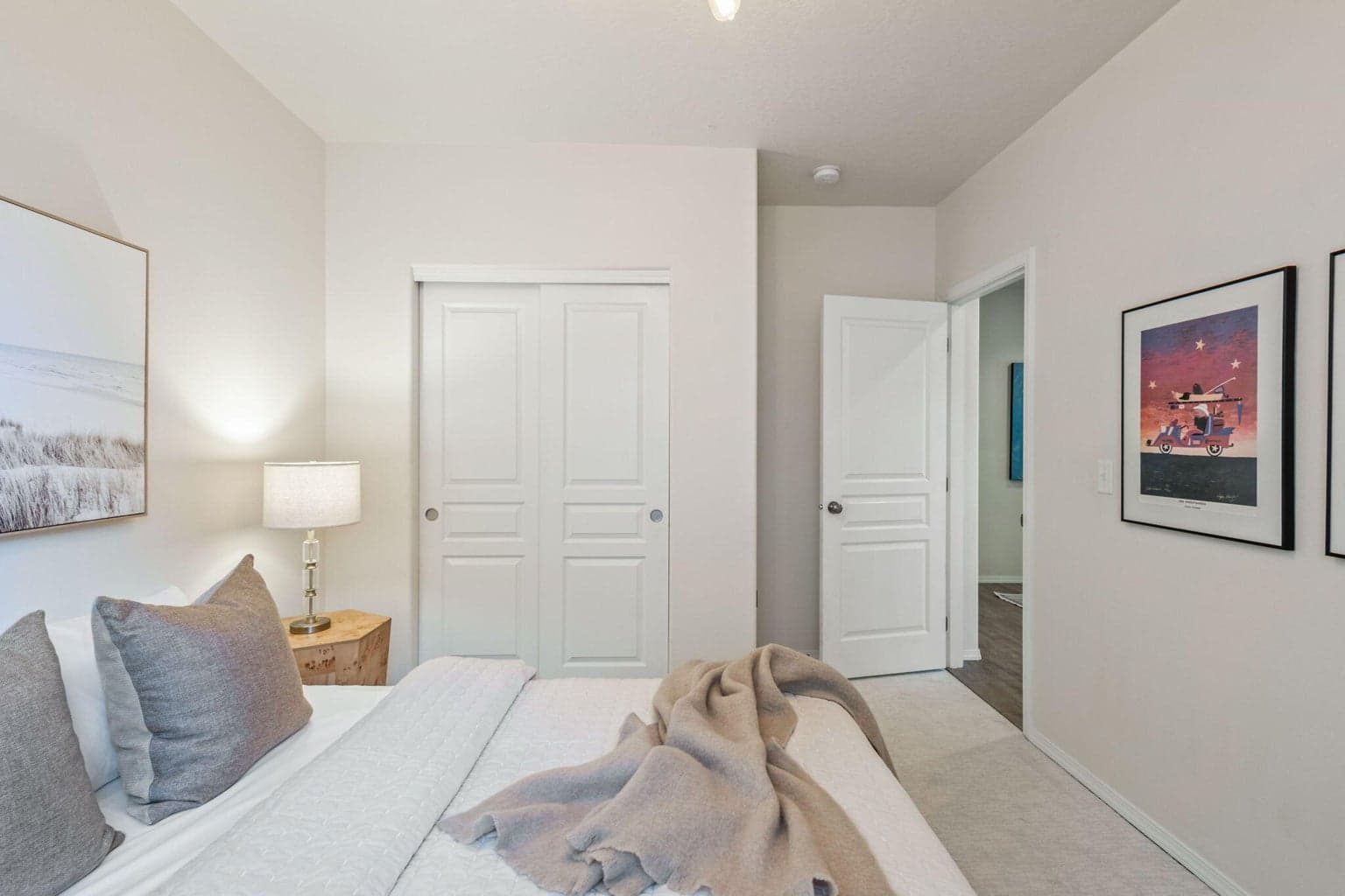 Photo of 21387 NE Eagle Crossing Avenue 26 of 48