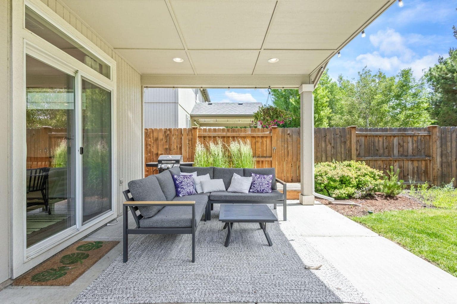 Photo of 21387 NE Eagle Crossing Avenue 33 of 48