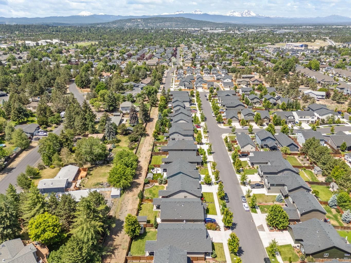 Photo of 21387 NE Eagle Crossing Avenue 41 of 48