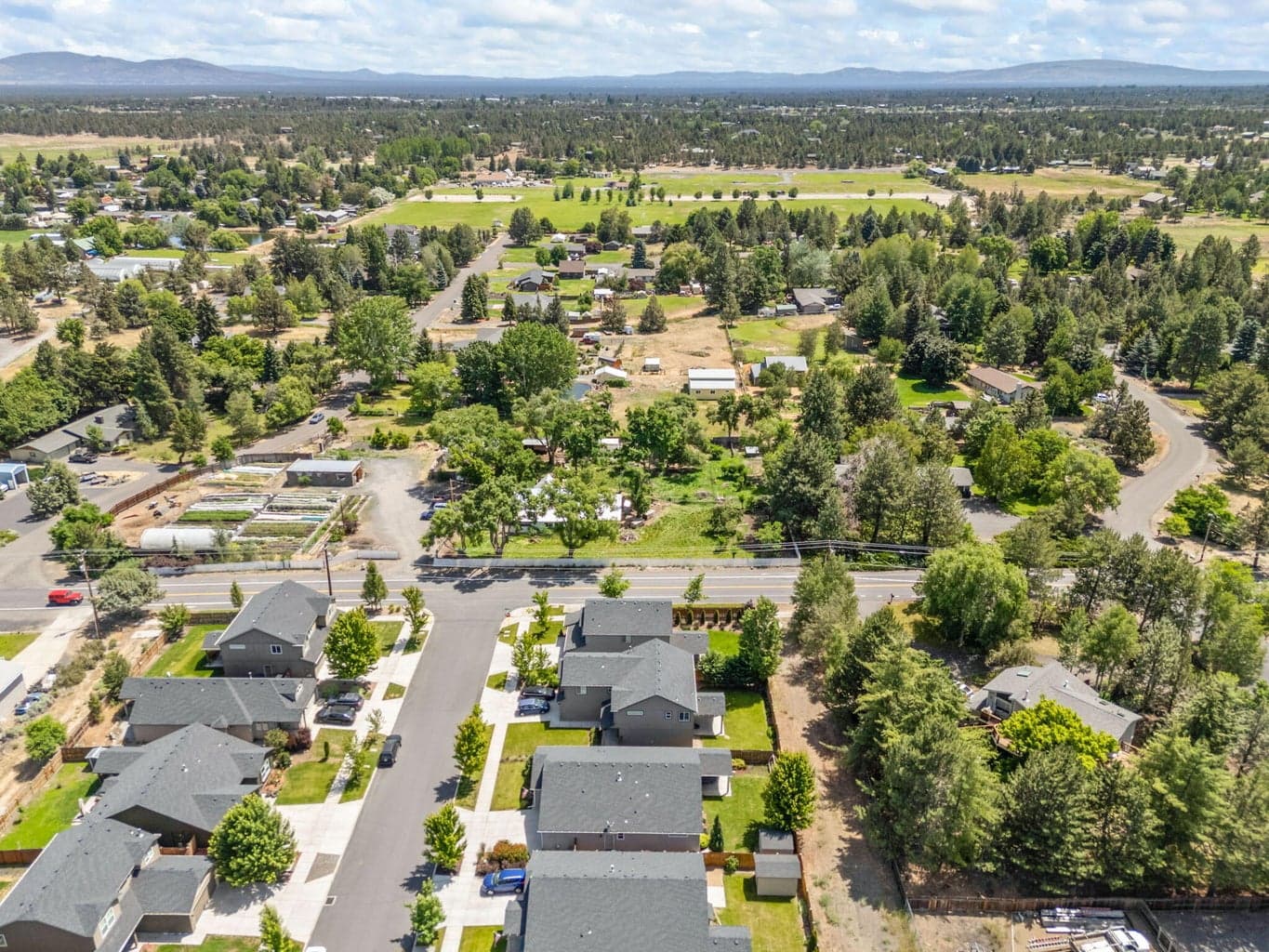Photo of 21387 NE Eagle Crossing Avenue 45 of 48