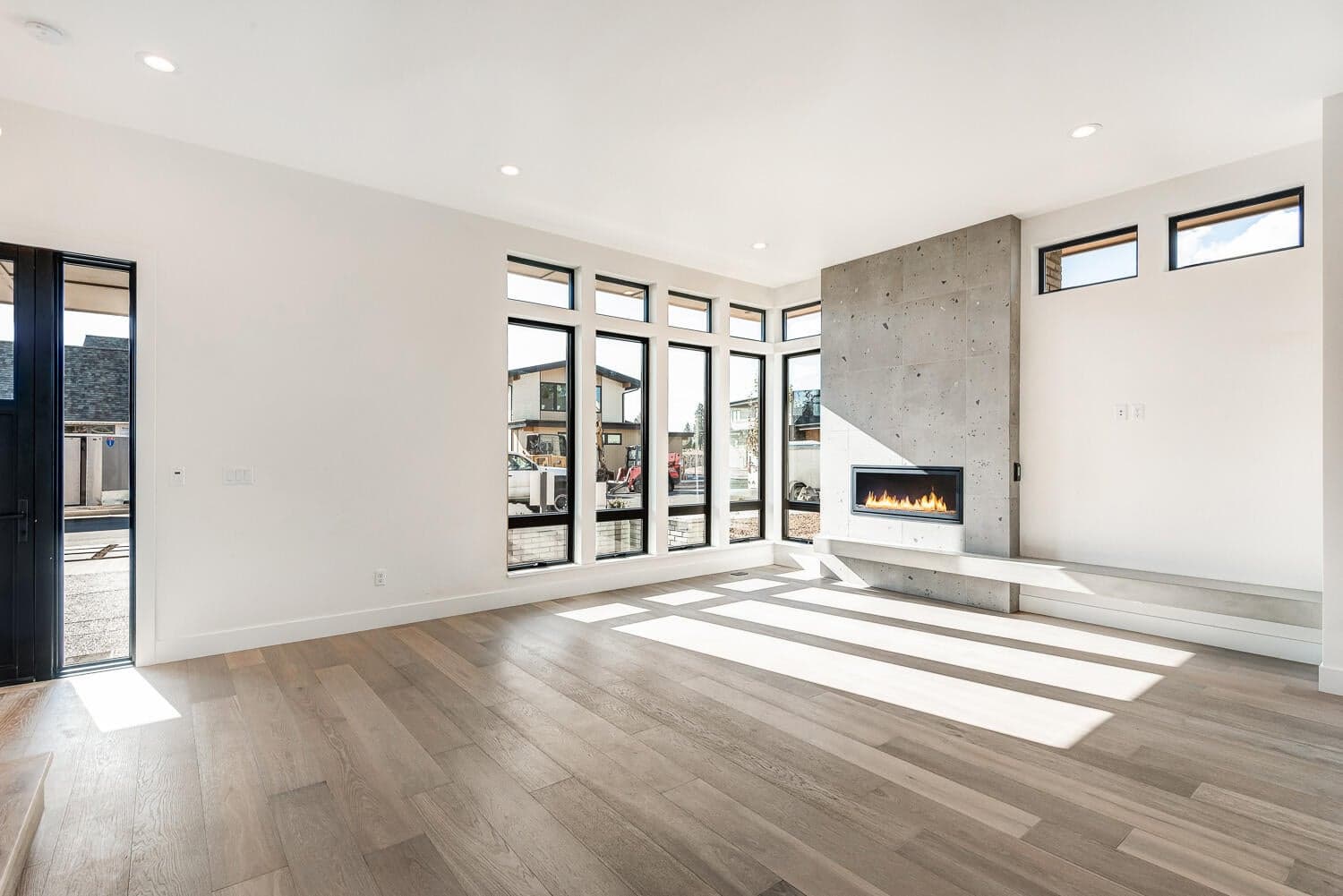 Photo of 3186 NW Strickland Way 8 of 38