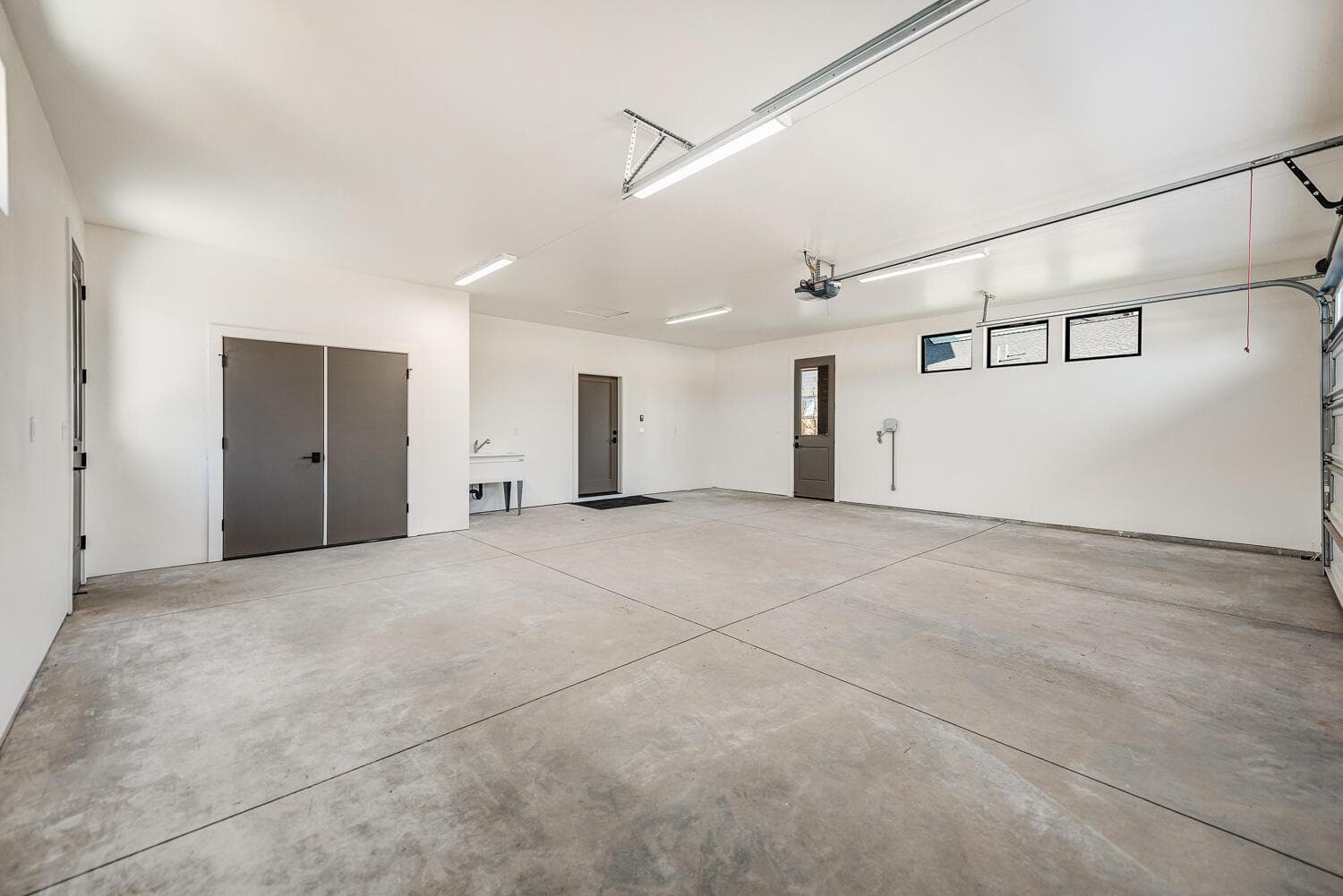 Photo of 3186 NW Strickland Way 31 of 38