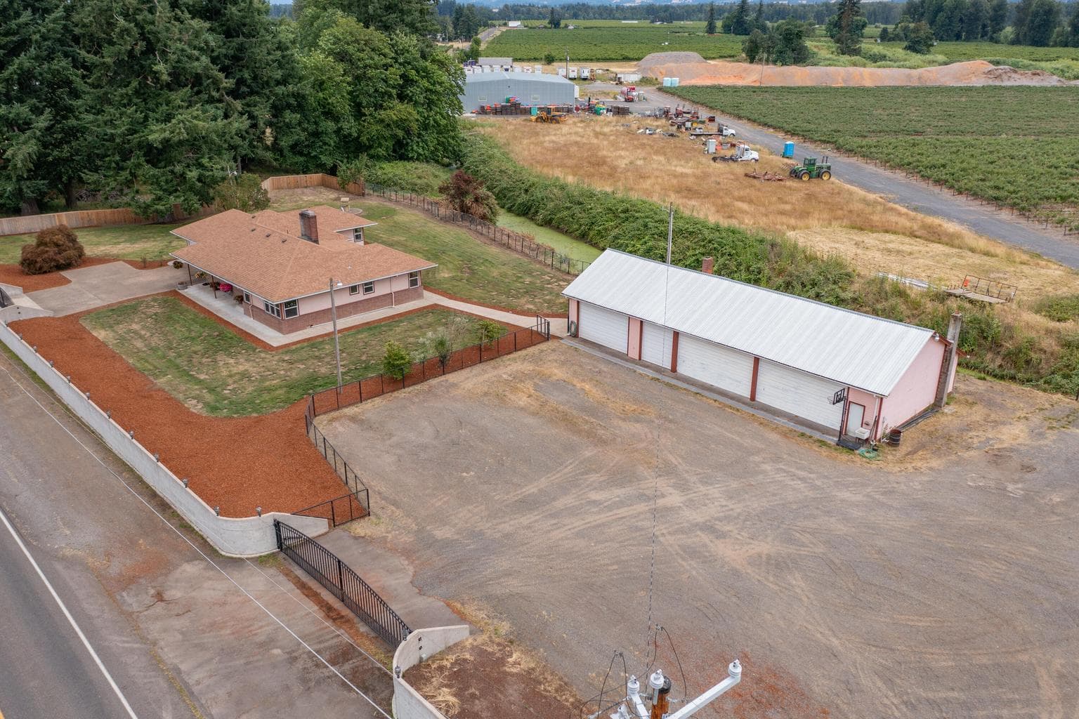 Photo of 8758 Stayton 3 of 42