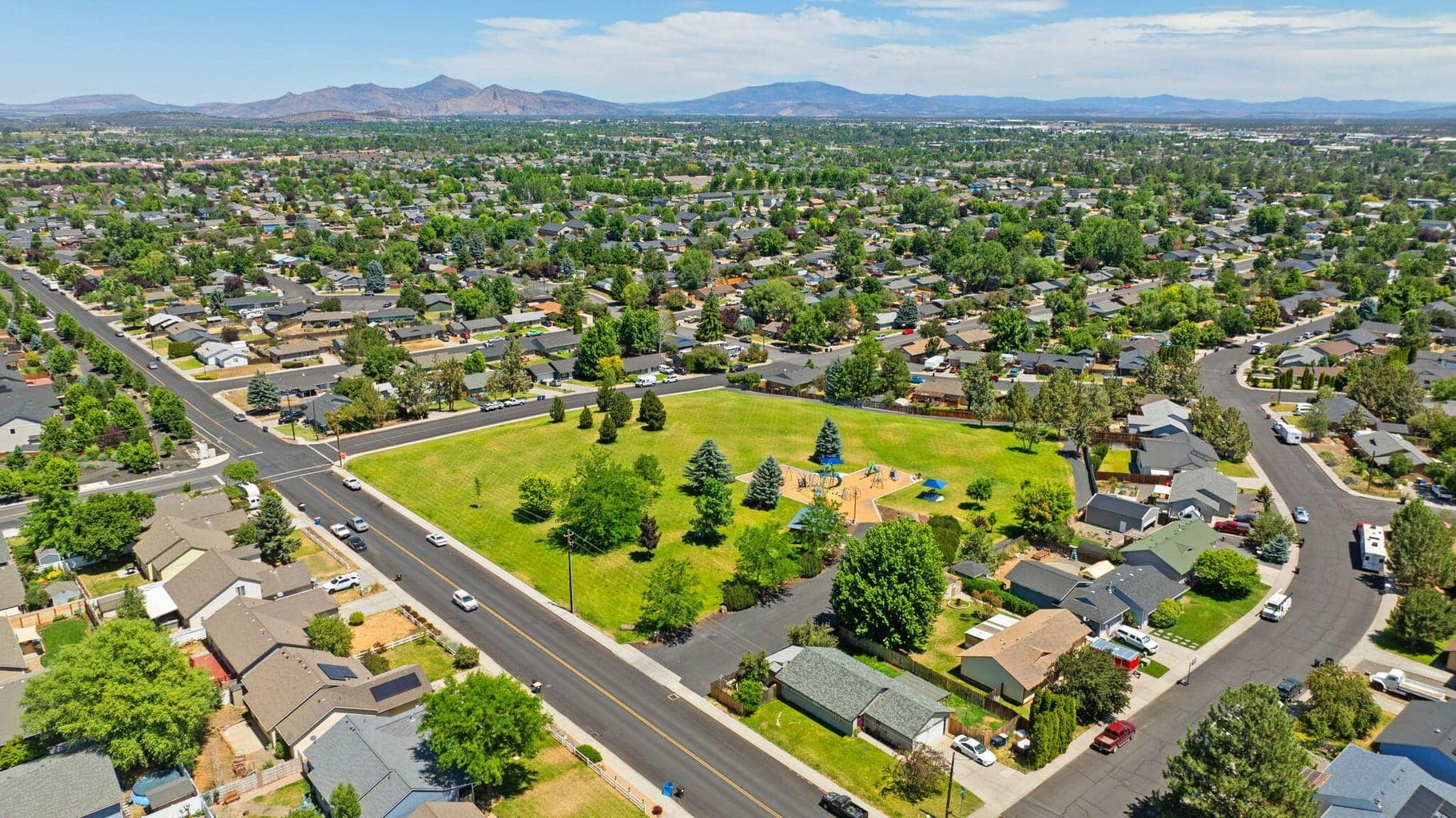 Photo of 3564 SW Salmon Avenue 32 of 32