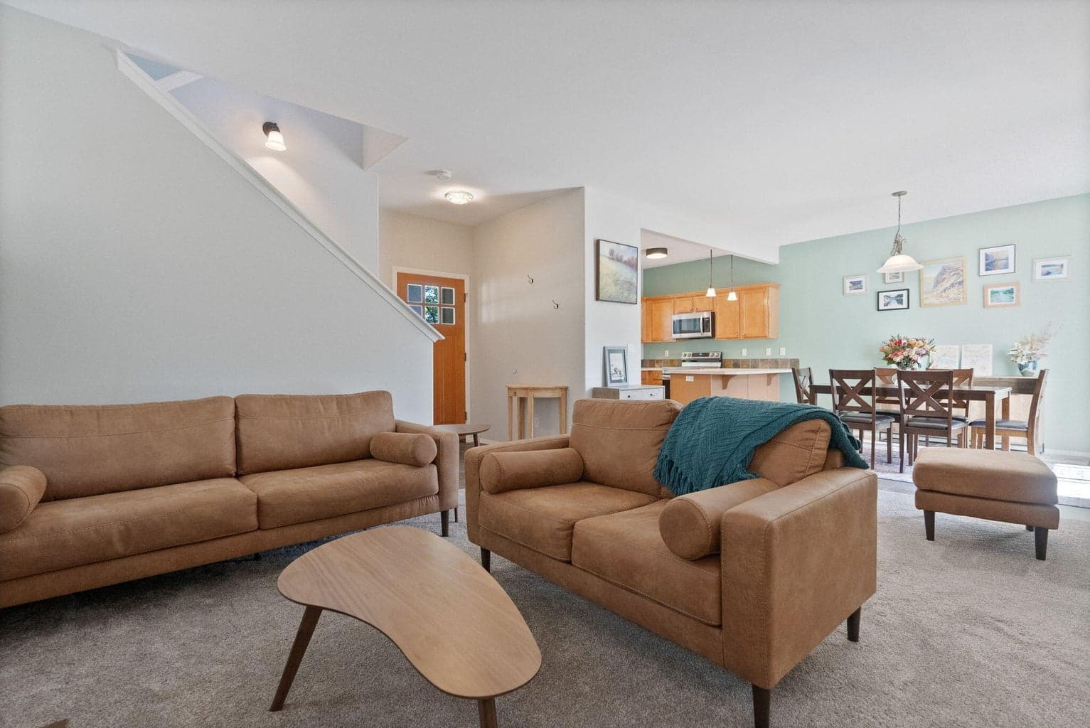 Photo of 3564 SW Salmon Avenue 10 of 32