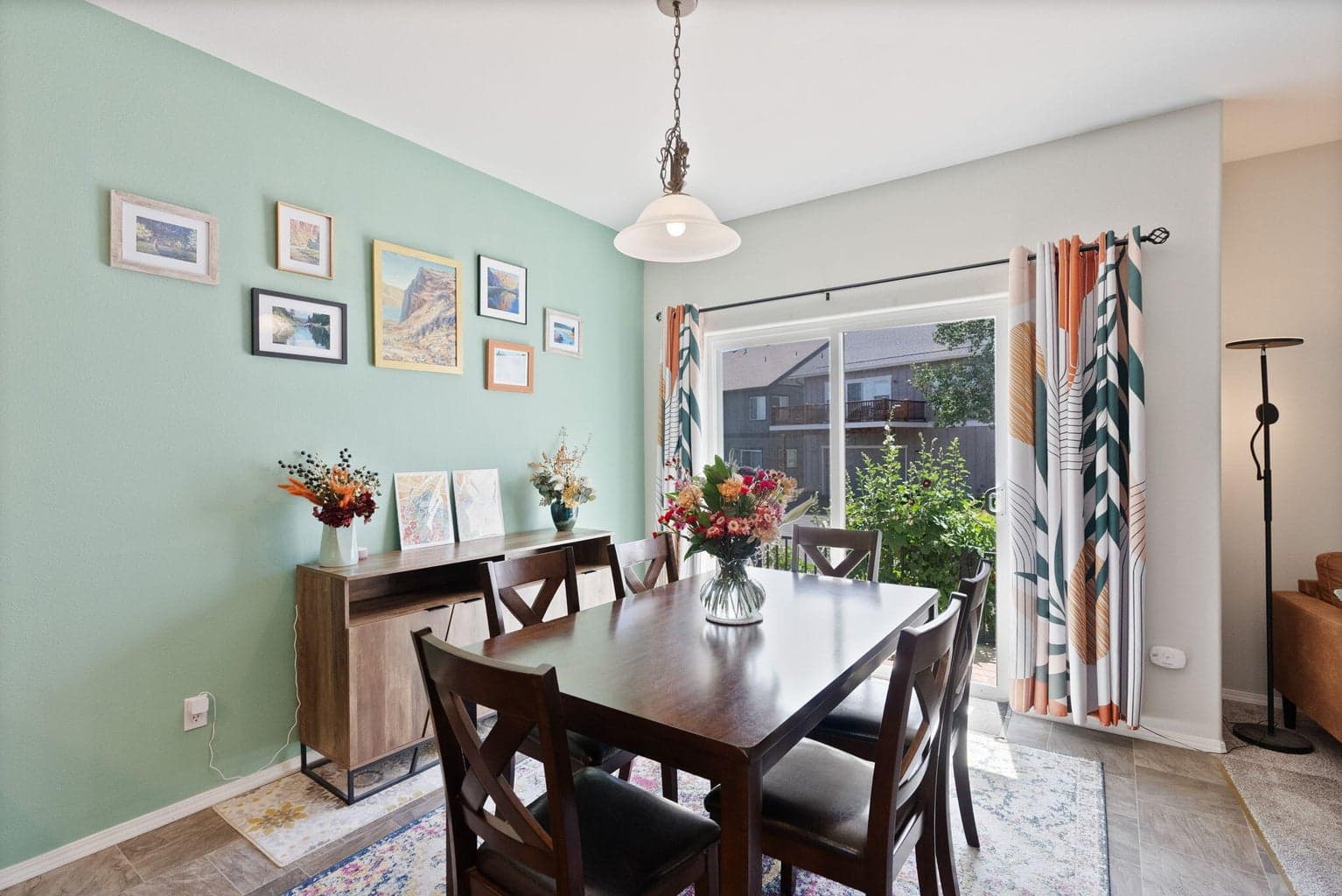 Photo of 3564 SW Salmon Avenue 14 of 32