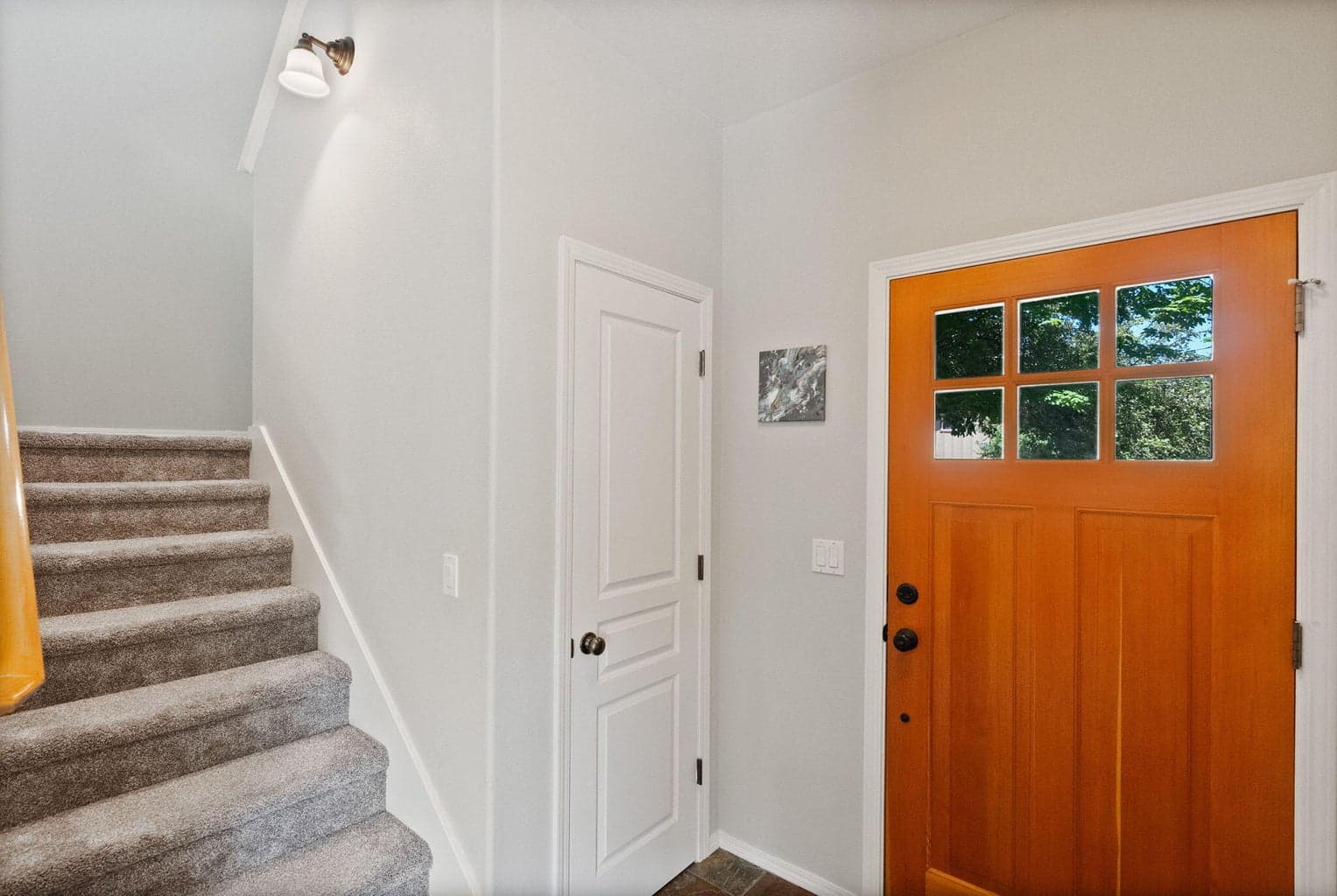 Photo of 3564 SW Salmon Avenue 7 of 32