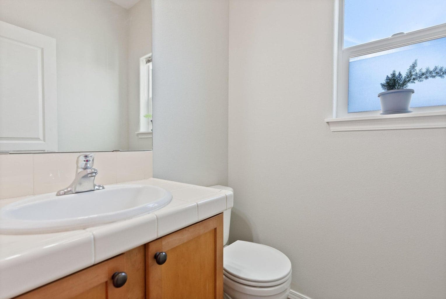 Photo of 3564 SW Salmon Avenue 21 of 32