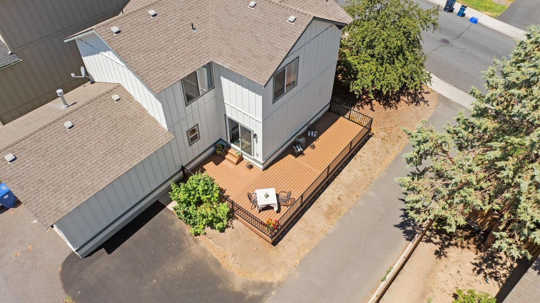Photo of 3564 SW Salmon Avenue 29 of 32