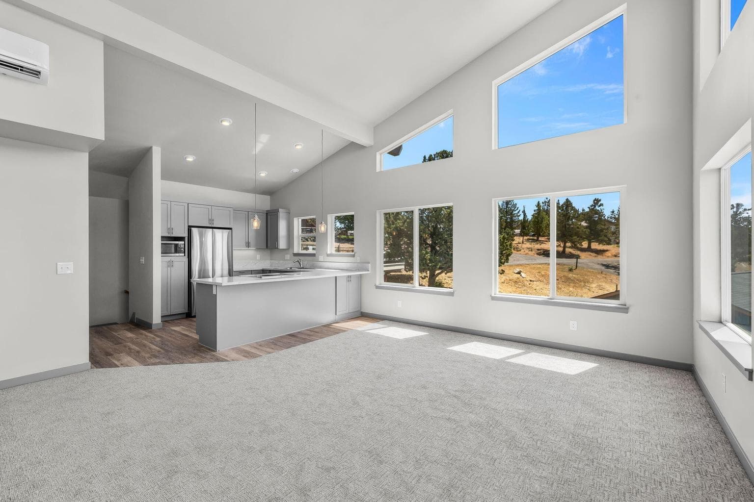 Photo of 11619 NW King Avenue 7 of 42