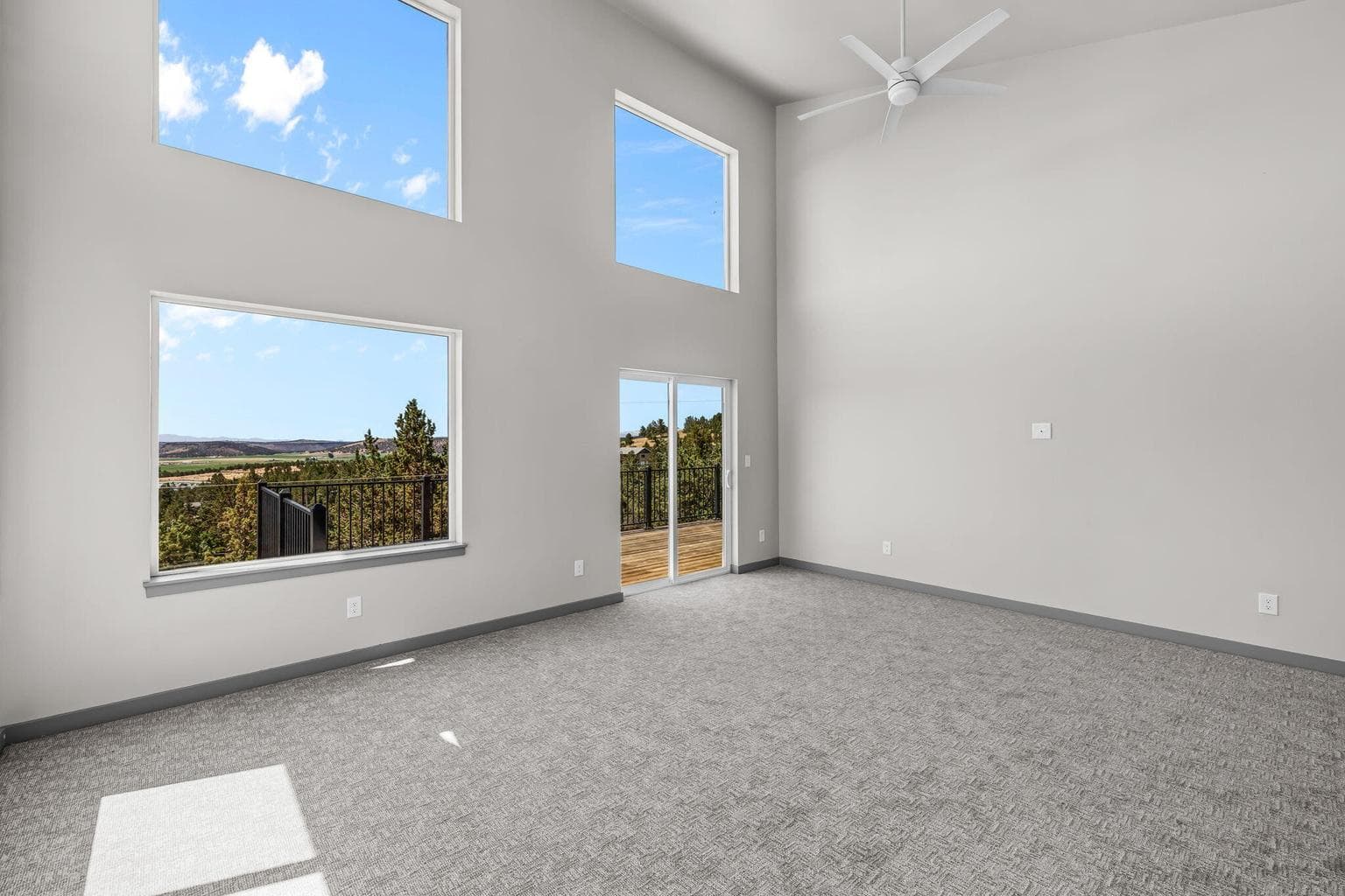 Photo of 11619 NW King Avenue 9 of 42