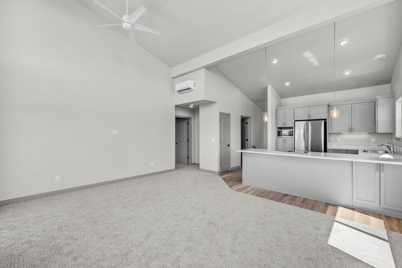 Photo of 11619 NW King Avenue 8 of 42