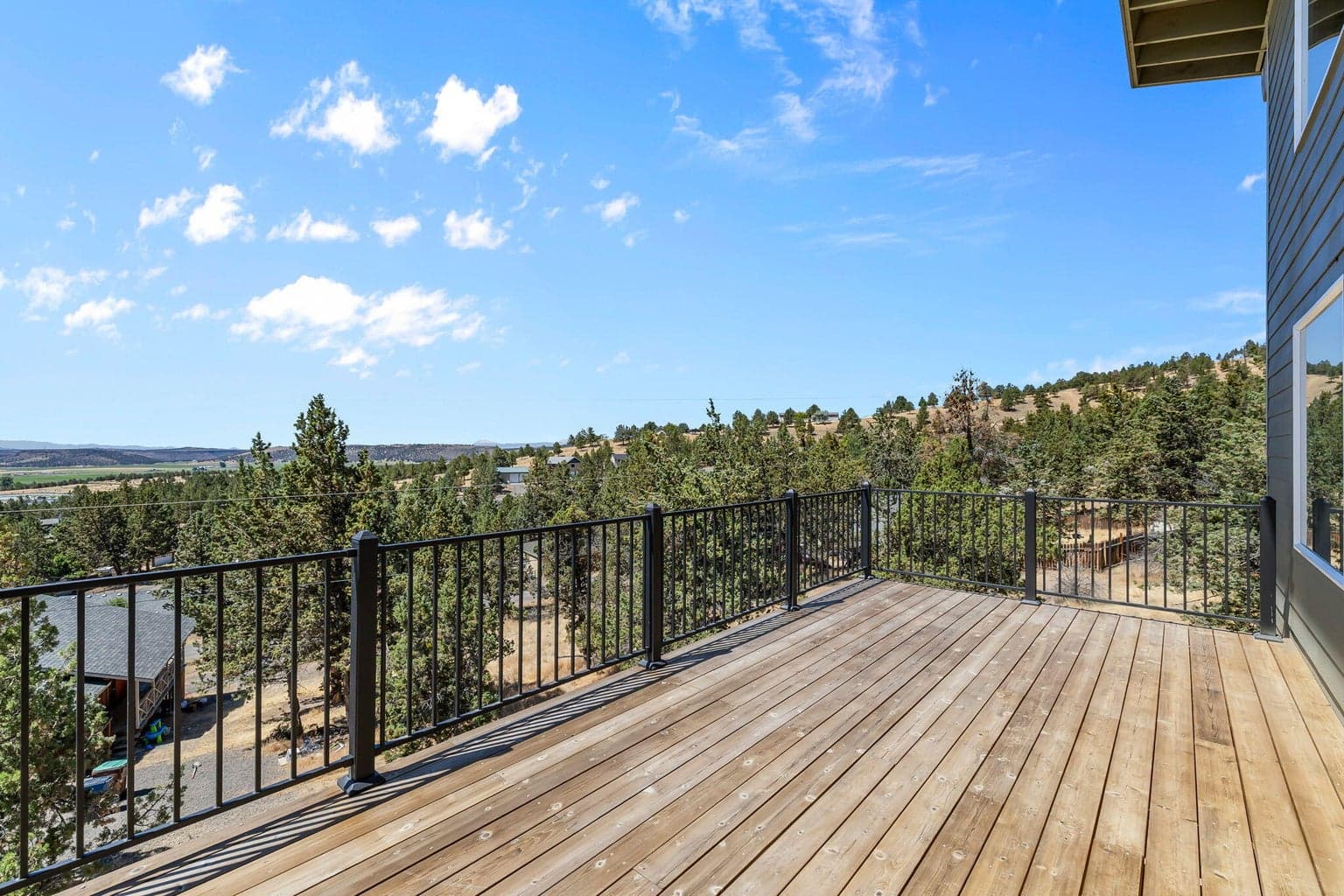 Photo of 11619 NW King Avenue 10 of 42