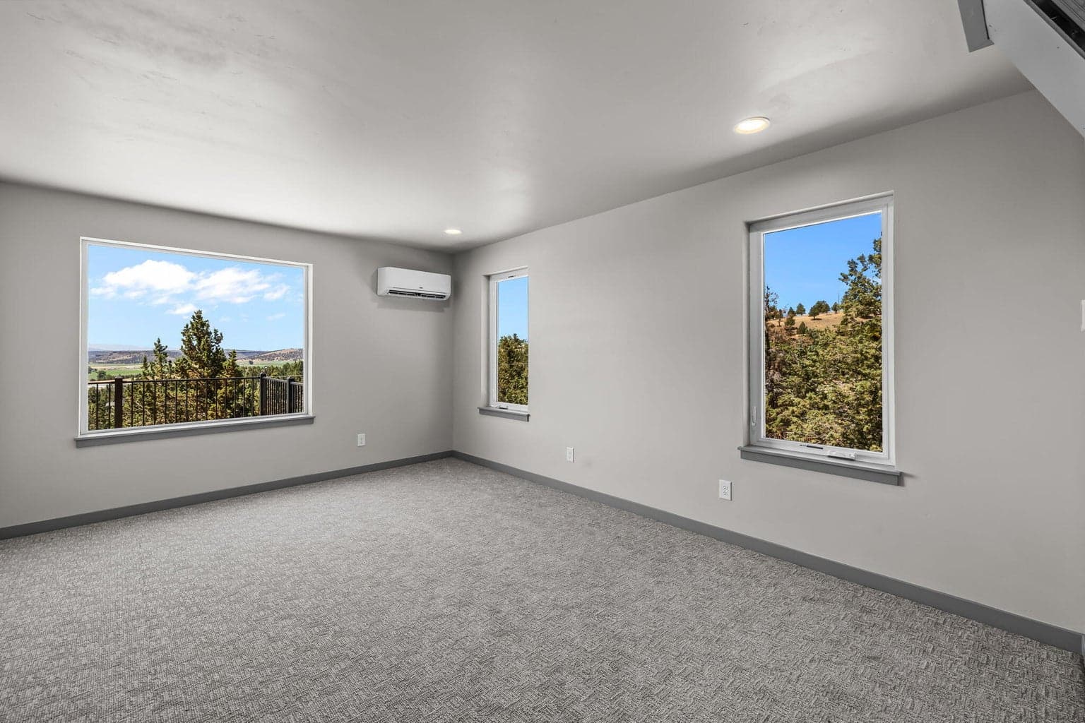 Photo of 11619 NW King Avenue 13 of 42